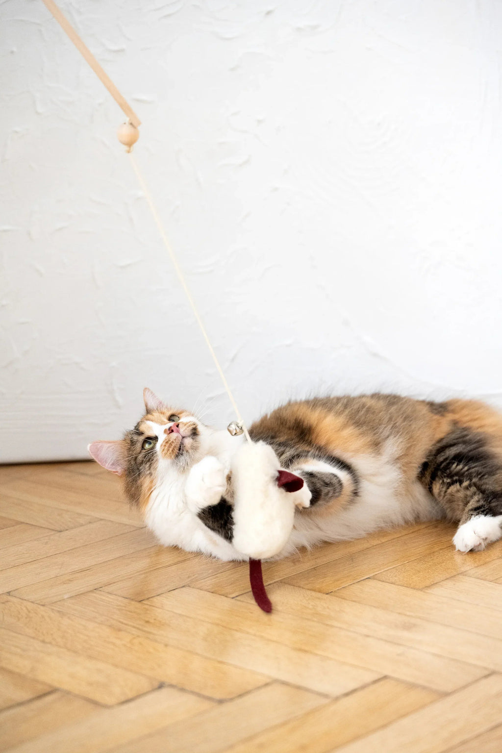 Jouet pour Chat en Laine Naturelle – Petite Souris | Grelot & Bois